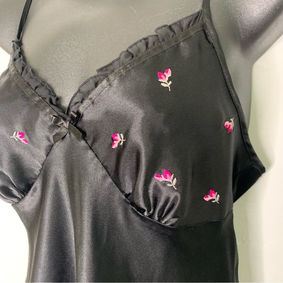 Adonna Black Satin Floral Babydoll Slip Dress Pink Embroidery Women’s Size Small - Picture 4 of 9